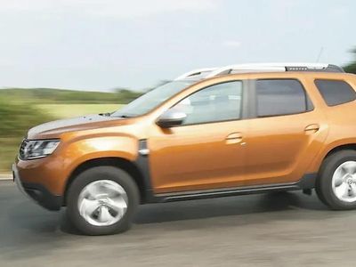 Used Dacia Duster Comfort 90 HP (66 kW) 2021 Metallic  fusion red SUV