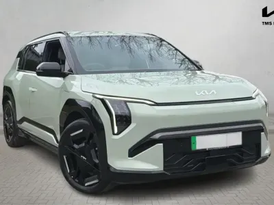 Begagnad Kia EV3 GT-Line 150 kW (204 HK) 2026 Grön SUV