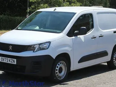 Used Peugeot Partner Premium 131 HP (96 kW) 2023 White MPV