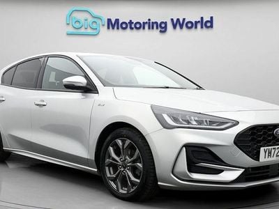 Used Ford Focus ST-Line 125 HP (91 kW) 2023 Silver Hatchback