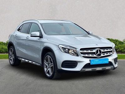 Mercedes GLA220