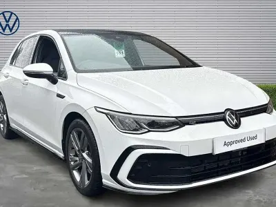 Used VW Golf VIII R-line 150 HP (110 kW) 2024 White Hatchback