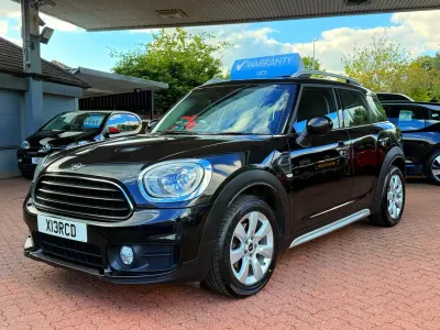 Usado Mini Cooper D 150 CV (110 kW) 2018 Negro Utilitario