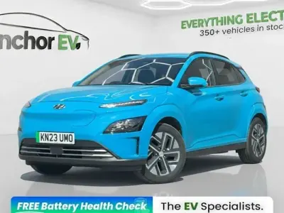 Gebraucht Hyundai Kona SE 100 kW (136 PS) 2022 Blau SUV
