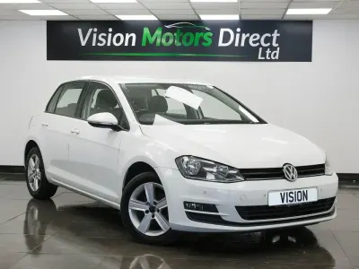 Used VW Golf VII Match 105 HP (77 kW) 2015 White Hatchback