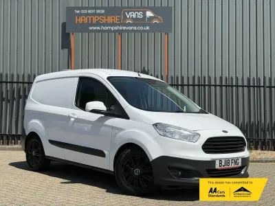 Used Ford Transit Courier Trend 75 HP (55 kW) 2018 White Van