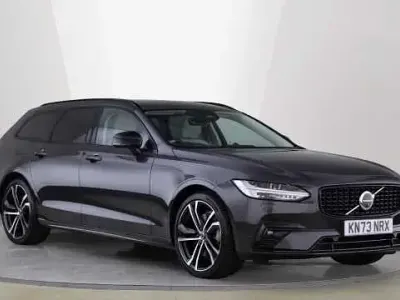 Usado Volvo V90 Ultimate 250 HP (183 kW) 2024 Cinzento Carrinha