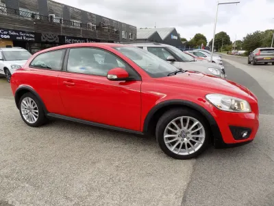 Used Volvo C30 SE Lux 145 HP (106 kW) 2012 Red Hatchback