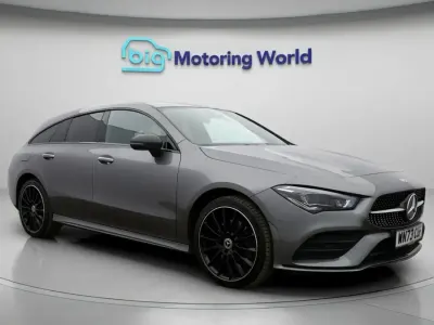 Usado Mercedes CLA250e AMG Line Premium Plus 2023 Cinzento Sedan