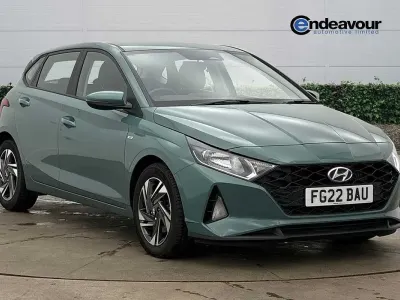 Used Hyundai i20 SE 100 HP (73 kW) 2022 Green Hatchback