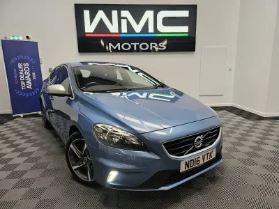 Used Volvo V40 R-Design 190 HP (139 kW) 2016 Blue Hatchback