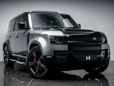 Usado Land Rover Defender S 400 HP (294 kW) 2020 Cinzento SUV