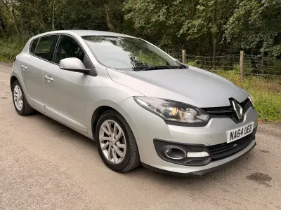 Used Renault Mégane III Dynamique 110 HP (80 kW) 2015 Silver Hatchback