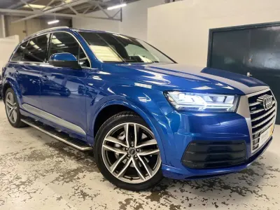 Begagnad Audi Q7 S-Line 2017 Blå SUV
