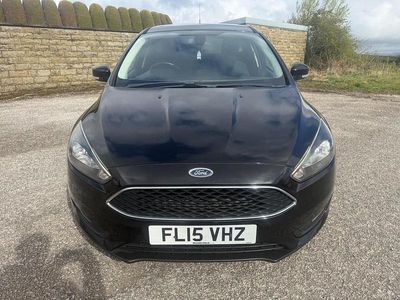 Used Ford Focus Zetec 125 HP (91 kW) 2015 Black Hatchback