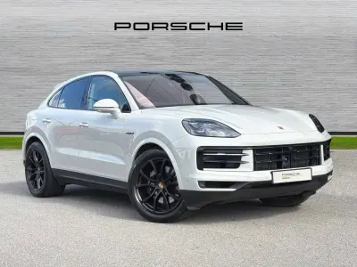 Usado Porsche Cayenne 2025 Cinzento SUV