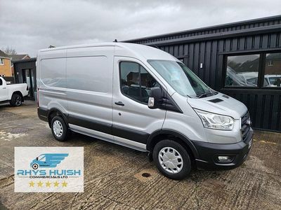Usado Ford Transit Trend 130 HP (95 kW) 2019 Prateado Van