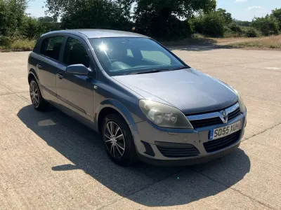 Used Vauxhall Astra 2006 Grey Hatchback