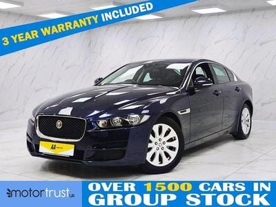 Begagnad Jaguar XE SE 180 HK (132 kW) 2016 Blå Sedan