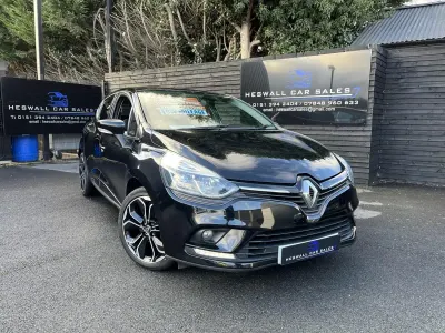 Used Renault Clio Iconic 110 HP (80 kW) 2019 Black Hatchback