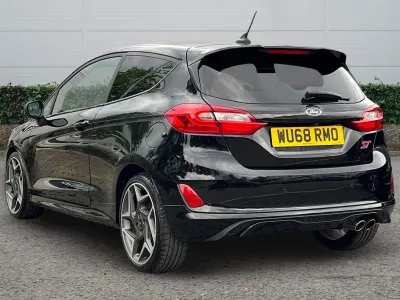 Second-hand Ford Fiesta ST 2018 Negru Hatchback