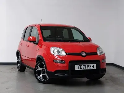 Used Fiat Panda Sport 70 HP (51 kW) 2022 Red Hatchback