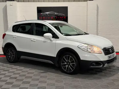 Used Suzuki SX4 SZ-T 2015 White Hatchback