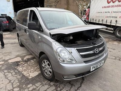 Used Hyundai I800 Style 168 HP (123 kW) 2010 Silver MPV
