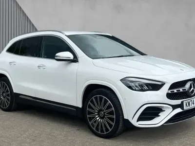 Second-hand Mercedes GLA250 AMG Line Premium 218 CP (160 kW) 2025 Alb SUV