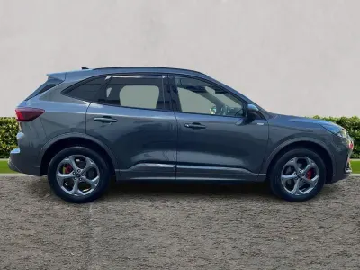 New Ford Kuga ST-Line 243 HP (178 kW) 2026 Magnetic SUV