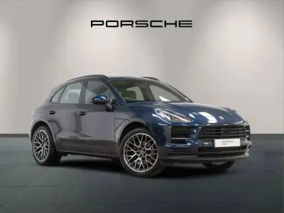 Used Porsche Macan 242 HP (177 kW) 2020 Night blue metallic SUV