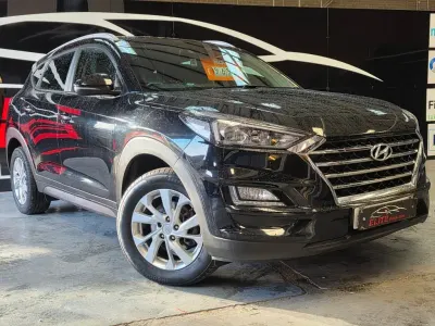 Used Hyundai Tucson SE 132 HP (97 kW) 2019 Black SUV