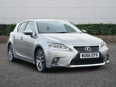 Used Lexus CT200h Sport Line 136 HP (100 kW) 2016 Silver Hatchback