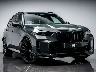 Usado BMW X5 M Sport 490 CV (360 kW) 2025 Gris SUV