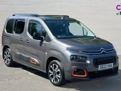 Used Citroën Berlingo XTR 129 HP (94 kW) 2022 Grey MPV