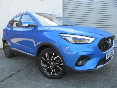 Używany MG ZS Exclusive 111 KM (81 kW) 2021 Niebieski SUV