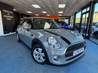 Usado Mini ONE Hatch 2015 Gris Utilitario