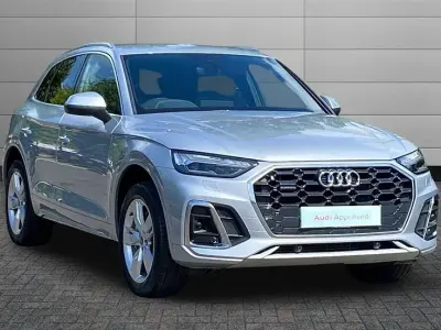 Begagnad Audi Q5 S-Line 299 HK (219 kW) 2021 Silver SUV