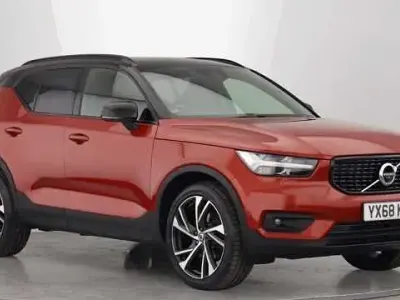 Used Volvo XC40 R-Design 190 HP (139 kW) 2019 SUV