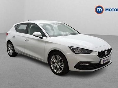 Used Seat Leon SE Dynamic 131 HP (96 kW) 2023 White Hatchback