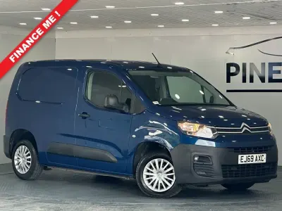 Used Citroën Berlingo 75 HP (55 kW) 2019 Blue MPV