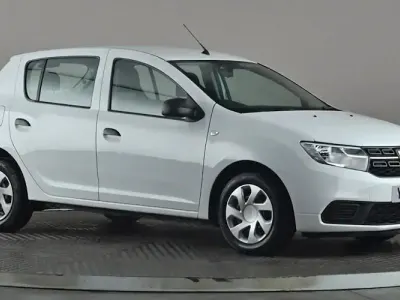 Begagnad Dacia Sandero Essentiel 73 HK (53 kW) 2019 Vit Halvkombi