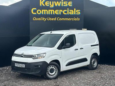 Used Citroën Berlingo Start 75 HP (55 kW) 2021 White MPV