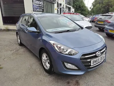Used Hyundai i30 SE 2015 Blue Estate