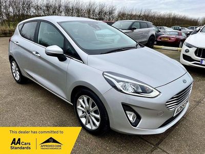 Used Ford Fiesta Titanium 125 HP (91 kW) 2019 Silver Hatchback