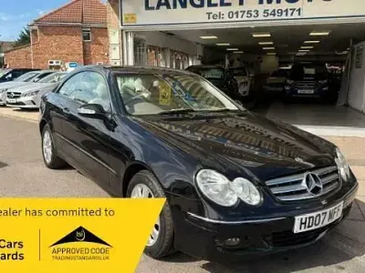Used Mercedes CLK200 Elegance 2007 Obsidian black metallic Coupe