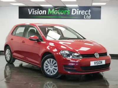 Używany VW Golf VII S 105 KM (77 kW) 2015 Czerwony Hatchback