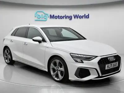 Begagnad Audi A3 Sportback S-Line 150 HK (110 kW) 2021 Vit Halvkombi