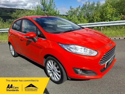 Używany Ford Fiesta Titanium X 2016 Czerwony Hatchback