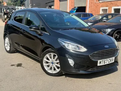 Used Ford Fiesta Titanium 100 HP (73 kW) 2017 Black Hatchback